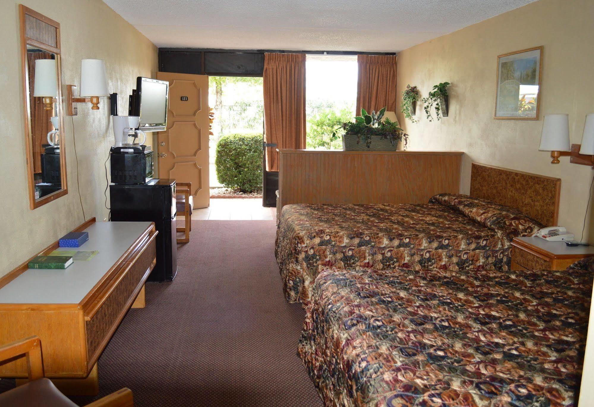 Tarpon Shores Inn Tarpon Springs Extérieur photo